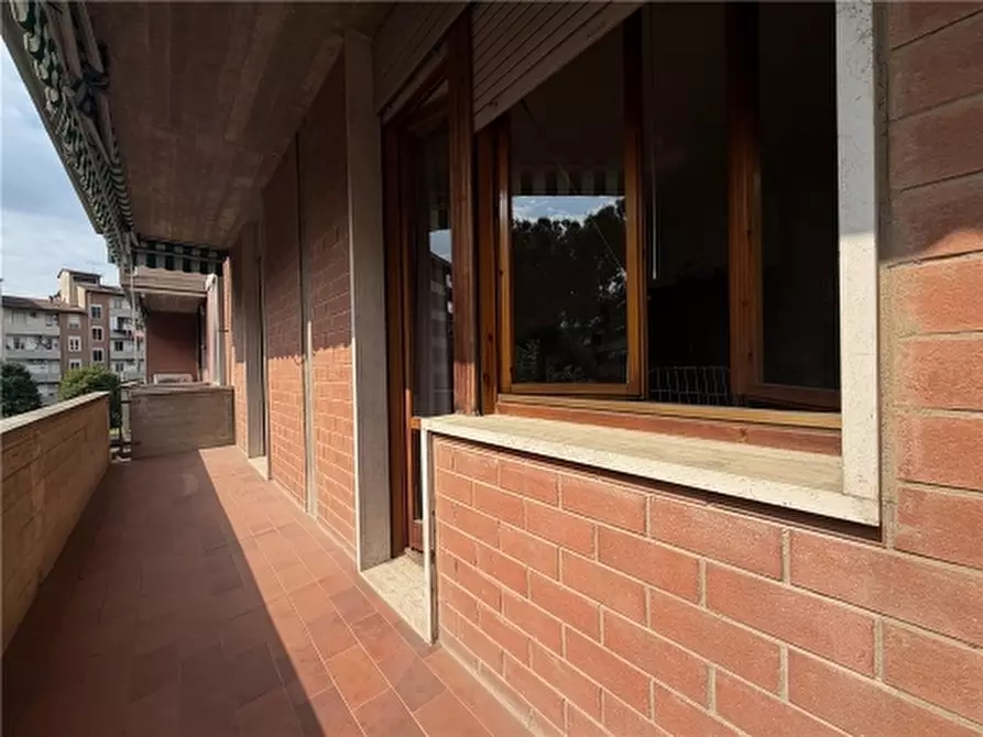 Immagine 10 di Appartamento in vendita  a Firenze