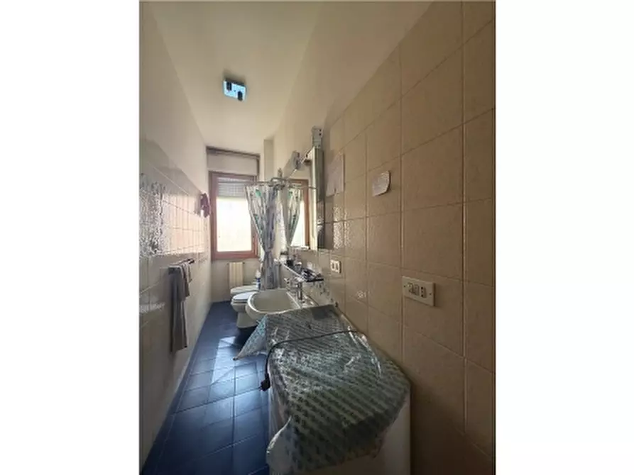 Immagine 25 di Appartamento in vendita  a Firenze