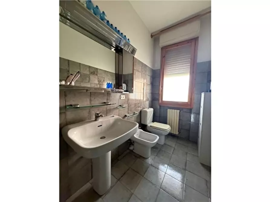 Immagine 30 di Appartamento in vendita  a Firenze