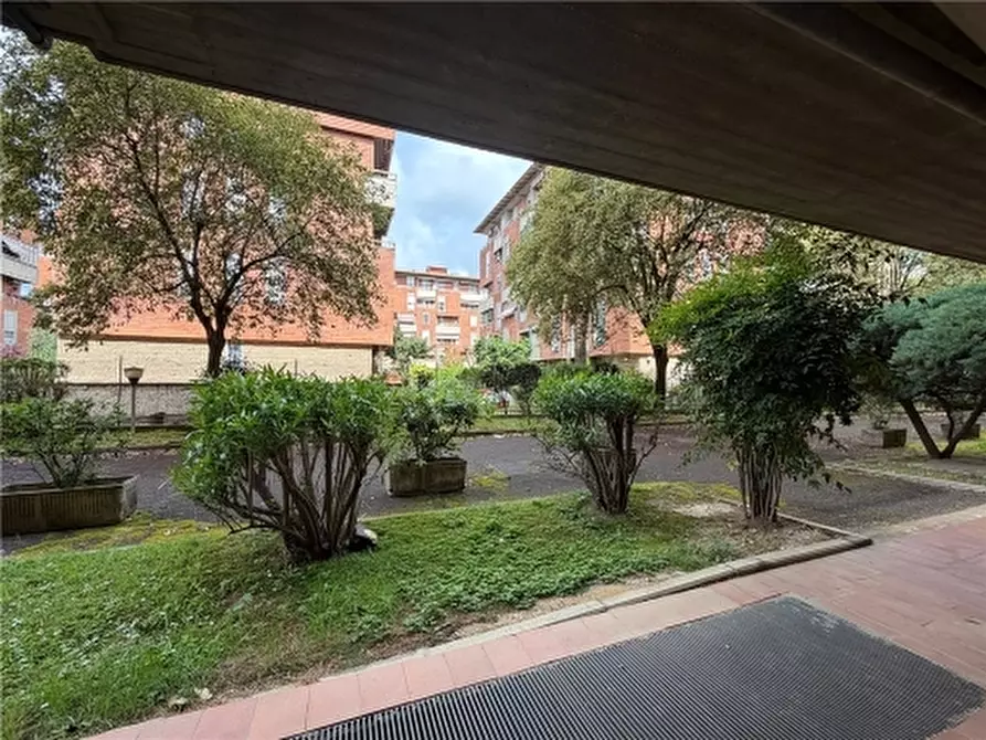 Immagine 51 di Appartamento in vendita  a Firenze