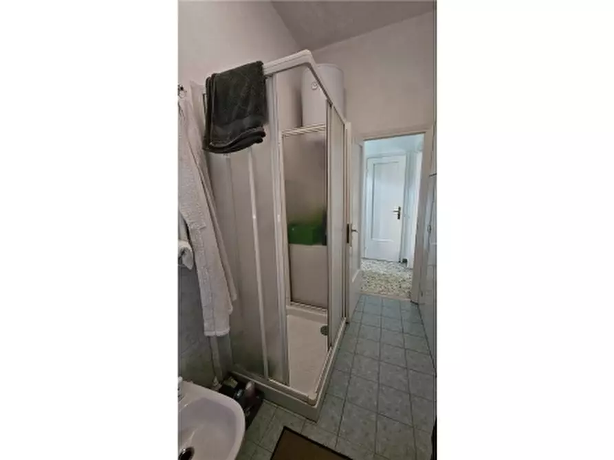 Immagine 8 di Appartamento in vendita  a Scandicci