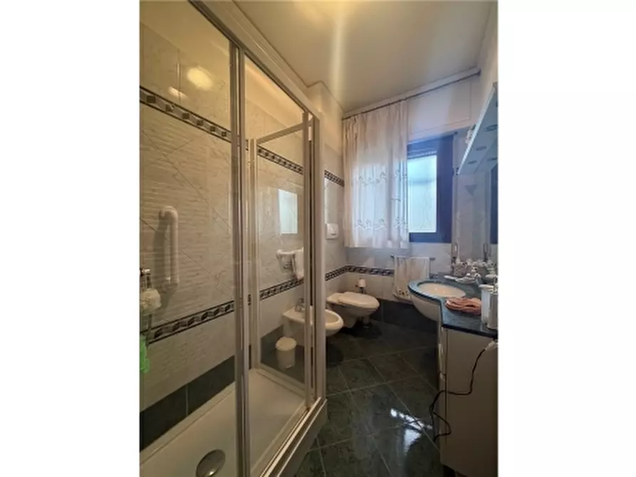 Immagine 26 di Appartamento in vendita  a Firenze