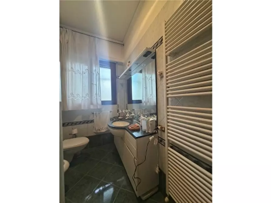 Immagine 27 di Appartamento in vendita  a Firenze