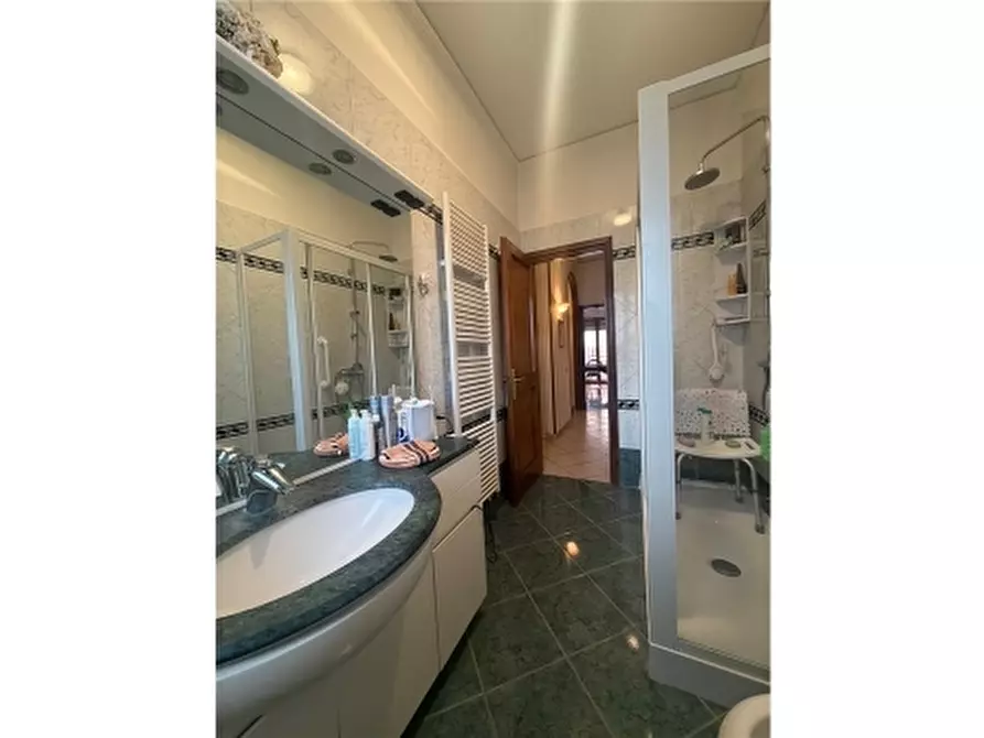 Immagine 28 di Appartamento in vendita  a Firenze