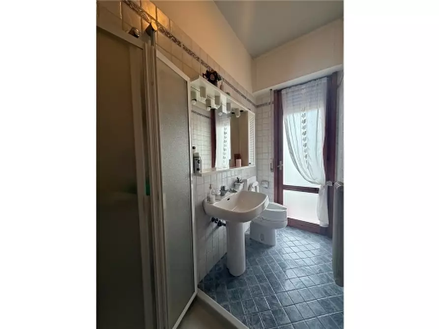 Immagine 30 di Appartamento in vendita  a Firenze