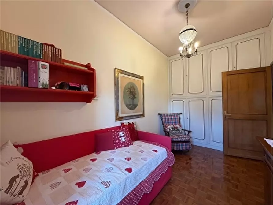 Immagine 33 di Appartamento in vendita  a Firenze