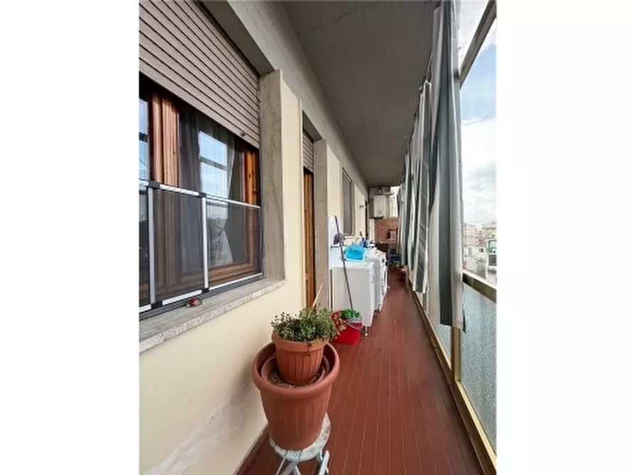 Immagine 42 di Appartamento in vendita  a Firenze