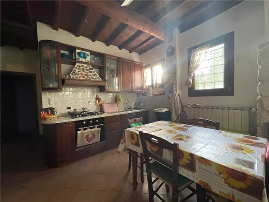 Immagine 4 di Appartamento in vendita  a Firenze