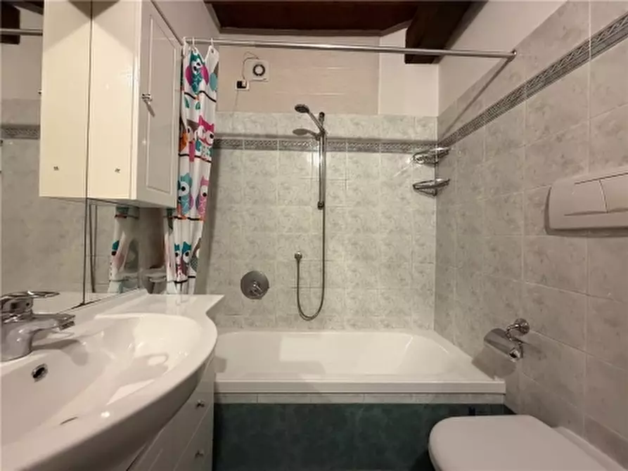 Immagine 22 di Appartamento in vendita  a Firenze