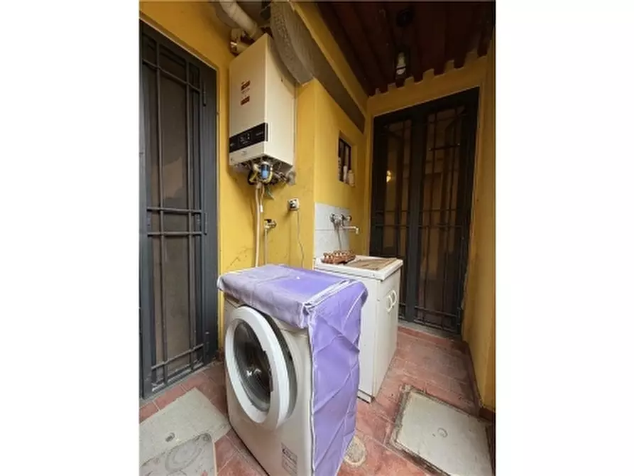 Immagine 26 di Appartamento in vendita  a Firenze