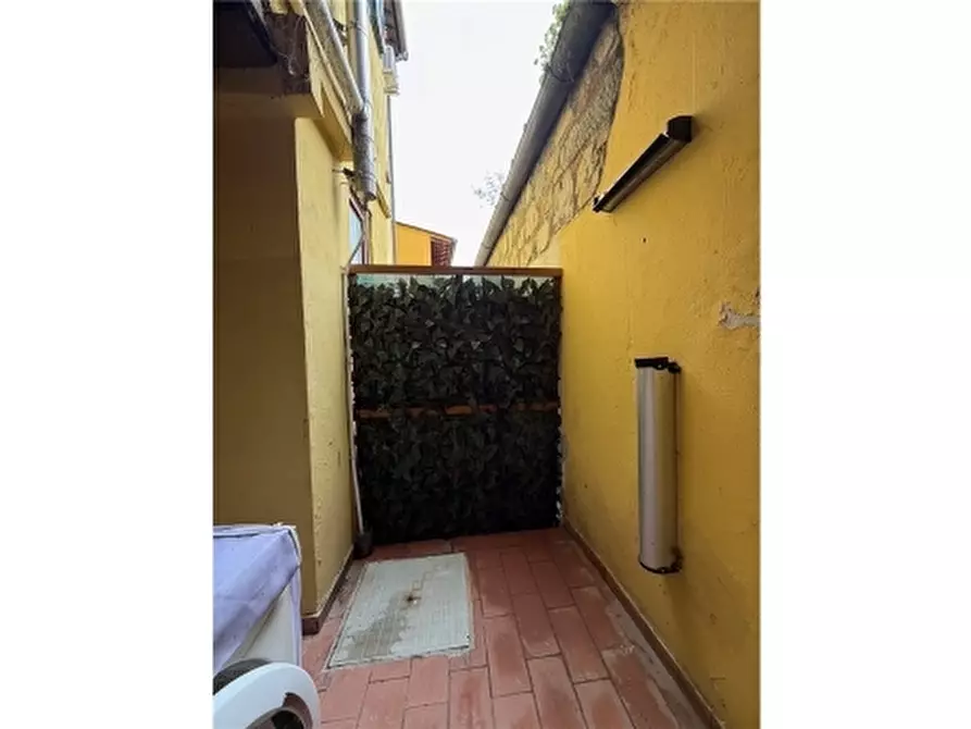 Immagine 27 di Appartamento in vendita  a Firenze