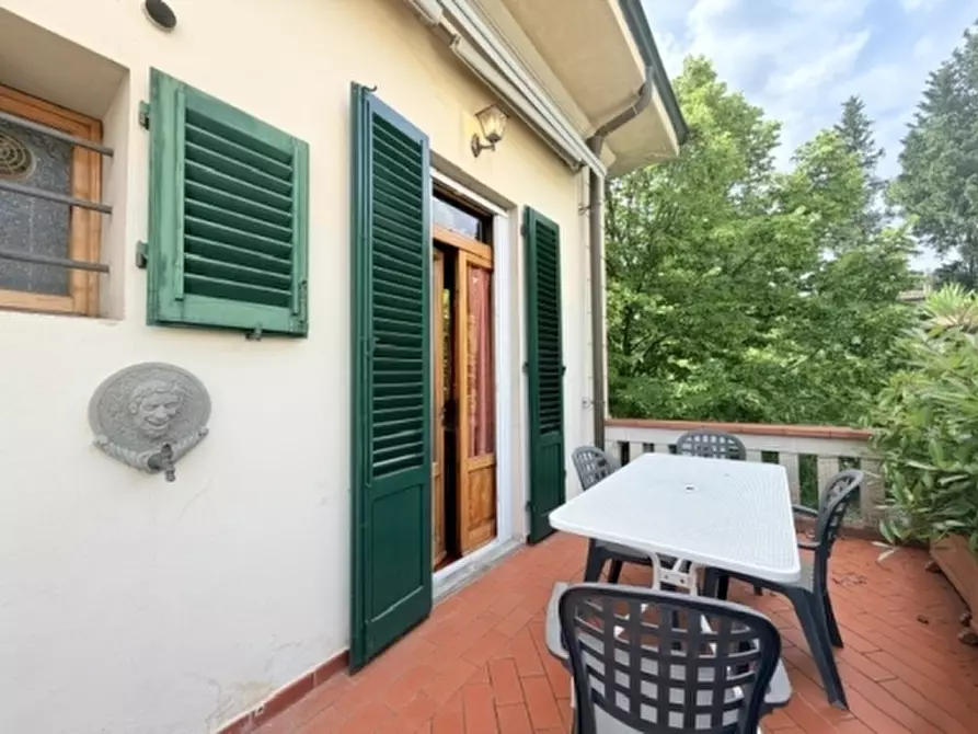 Immagine 9 di Appartamento in vendita  a Firenze