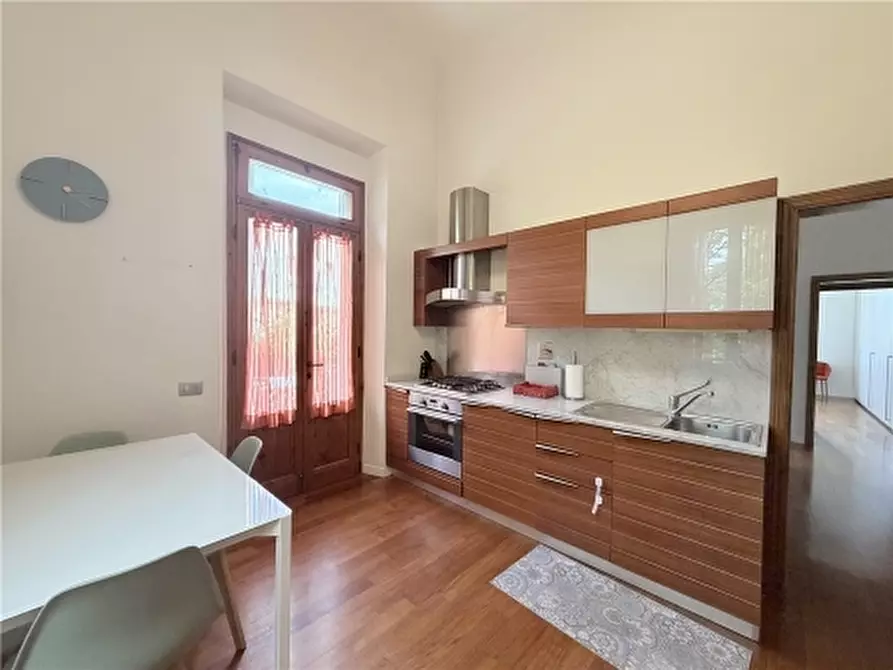Immagine 11 di Appartamento in vendita  a Firenze