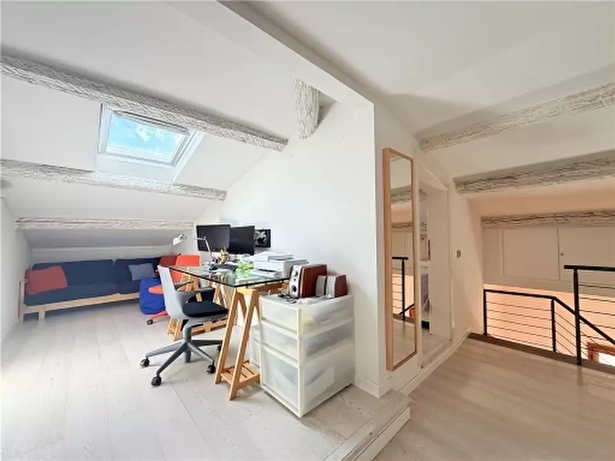 Immagine 33 di Appartamento in vendita  a Firenze