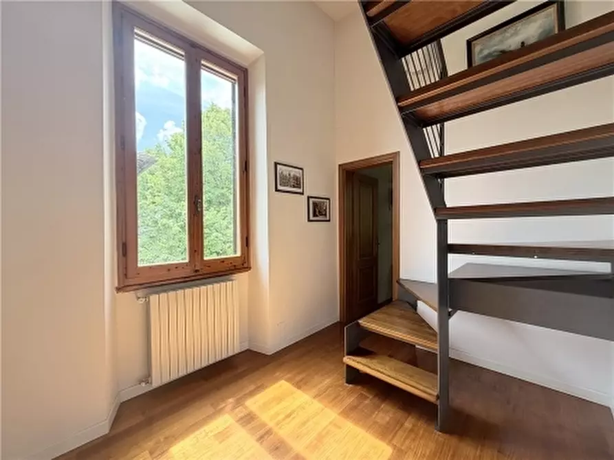 Immagine 43 di Appartamento in vendita  a Firenze