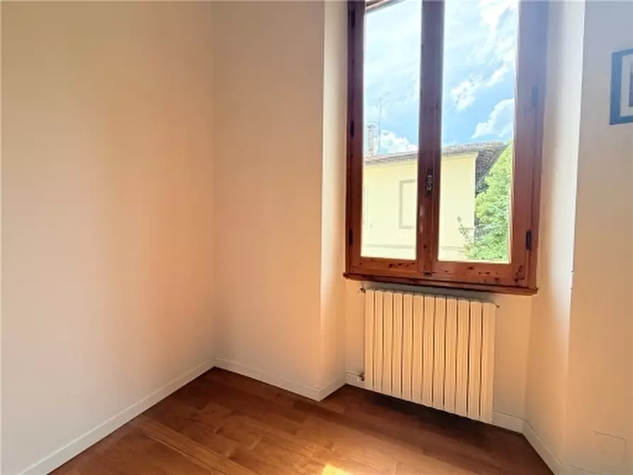 Immagine 52 di Appartamento in vendita  a Firenze