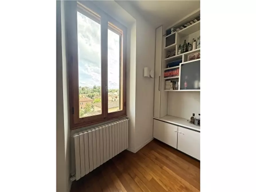 Immagine 56 di Appartamento in vendita  a Firenze
