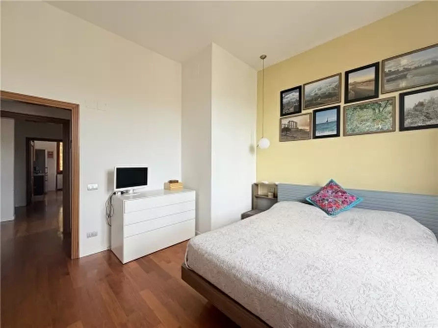 Immagine 60 di Appartamento in vendita  a Firenze