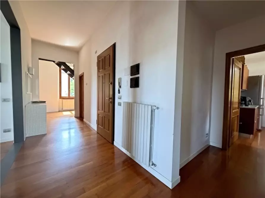 Immagine 65 di Appartamento in vendita  a Firenze