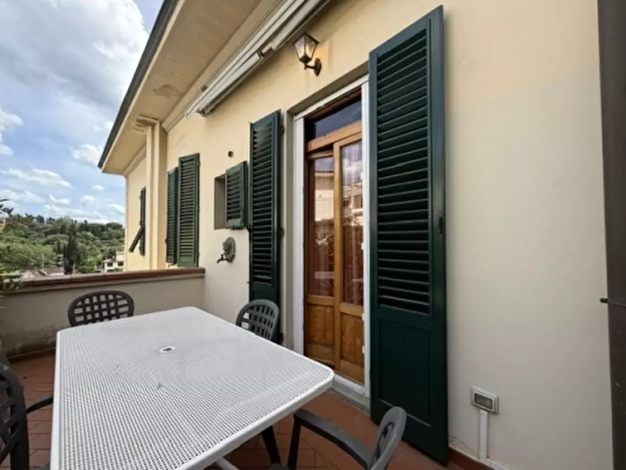 Immagine 69 di Appartamento in vendita  a Firenze