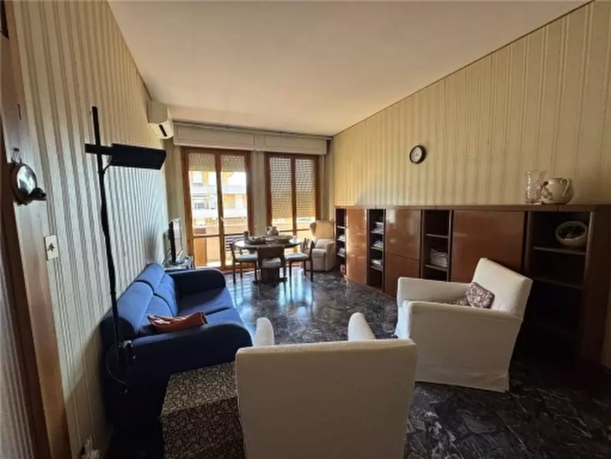 Immagine 1 di Appartamento in vendita  a Scandicci