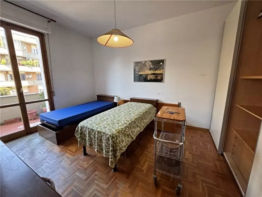 Immagine 9 di Appartamento in vendita  a Scandicci