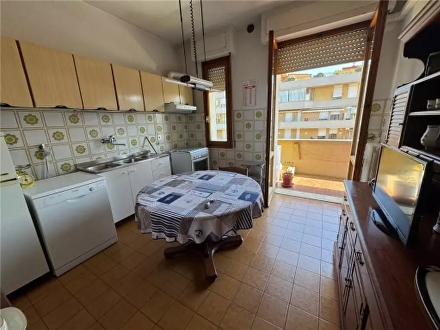 Immagine 16 di Appartamento in vendita  a Scandicci