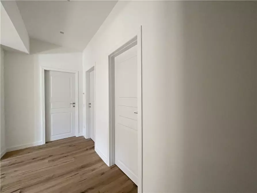 Immagine 3 di Appartamento in vendita  a Firenze