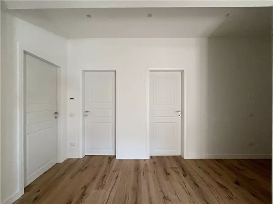 Immagine 4 di Appartamento in vendita  a Firenze