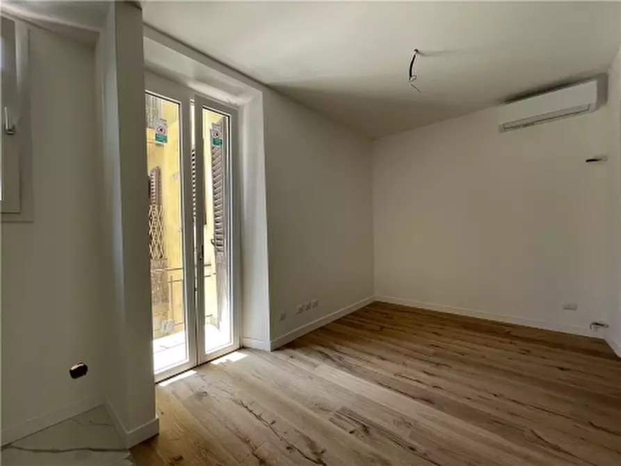 Immagine 5 di Appartamento in vendita  a Firenze