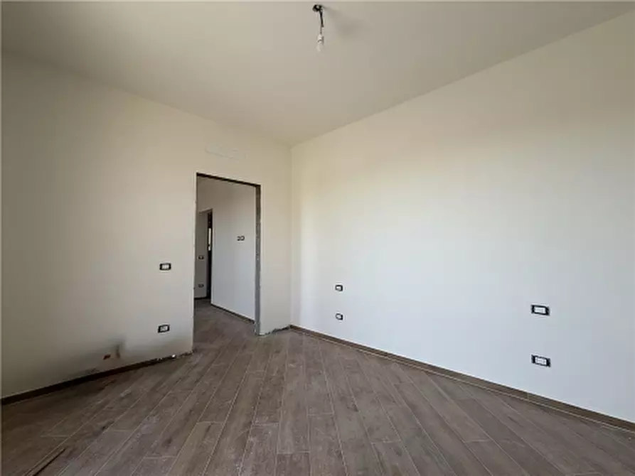 Immagine 6 di Appartamento in vendita  a Firenze