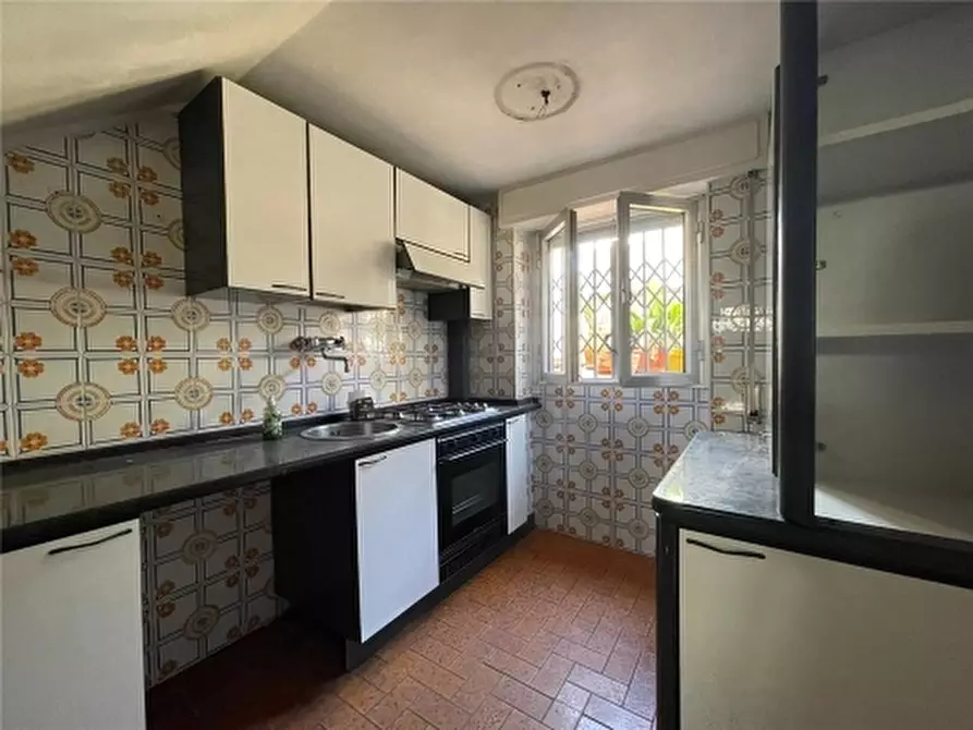 Immagine 10 di Villa in vendita  a Sesto Fiorentino