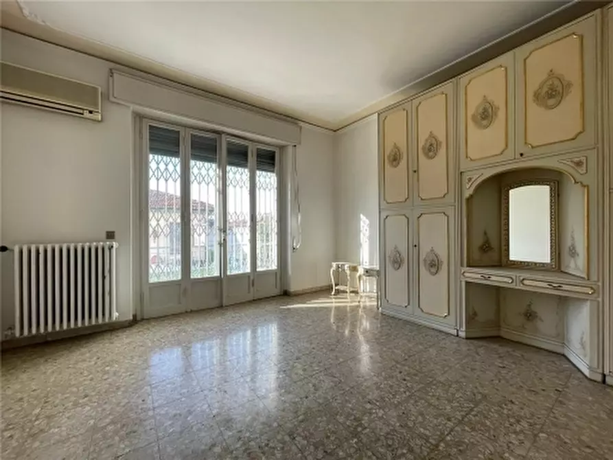 Immagine 22 di Villa in vendita  a Sesto Fiorentino