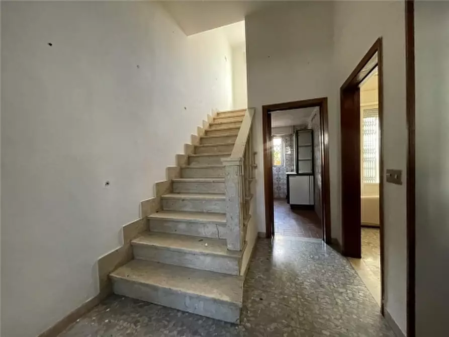 Immagine 30 di Villa in vendita  a Sesto Fiorentino