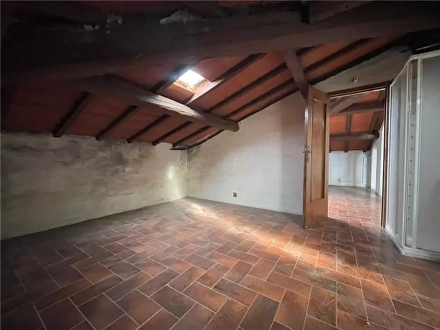 Immagine 40 di Villa in vendita  a Sesto Fiorentino