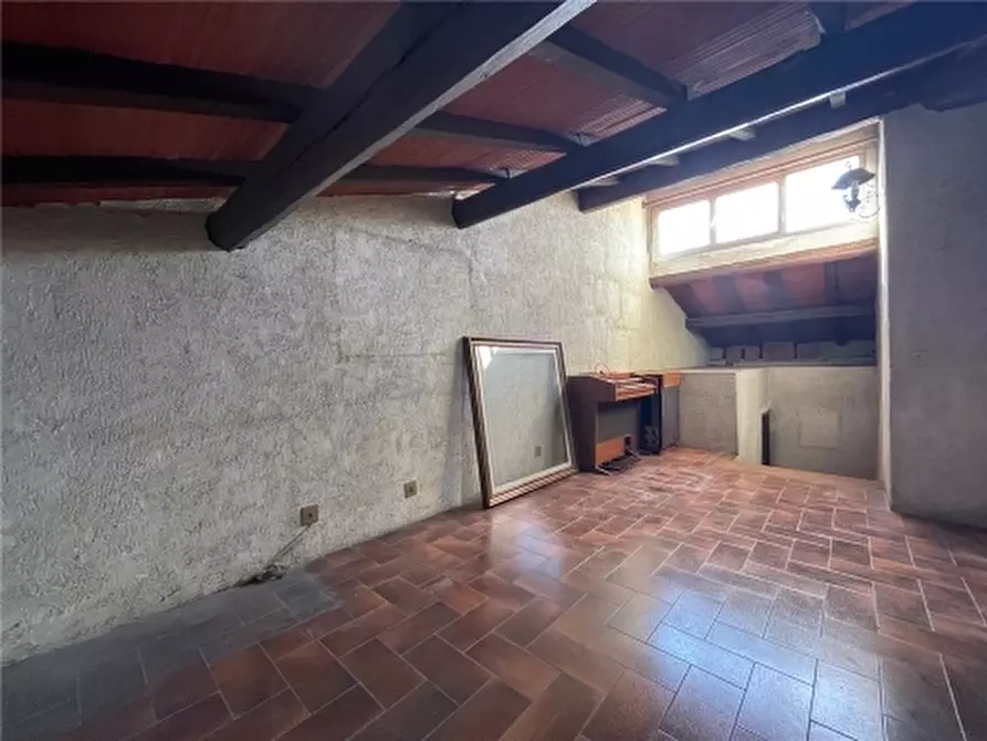 Immagine 48 di Villa in vendita  a Sesto Fiorentino