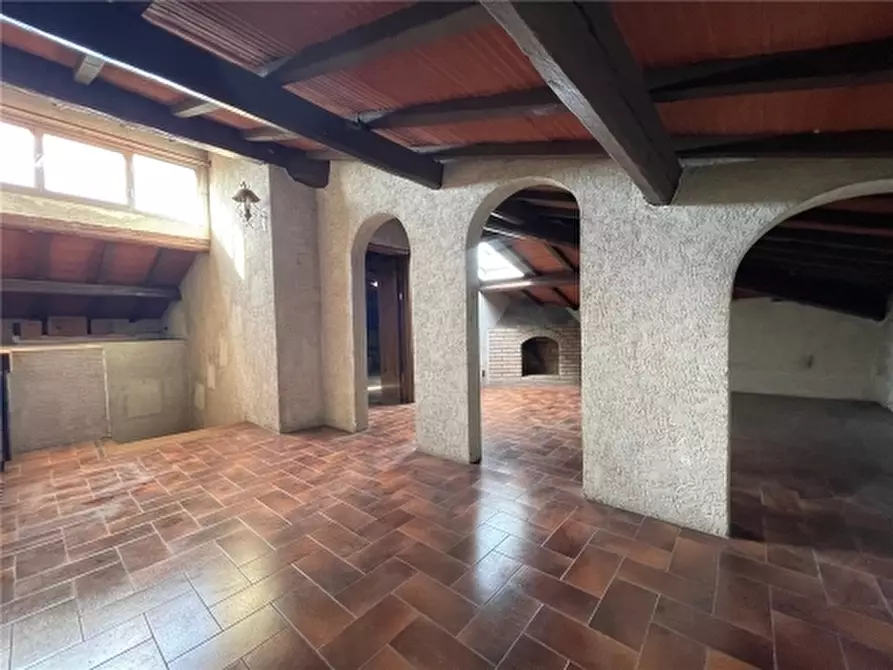 Immagine 49 di Villa in vendita  a Sesto Fiorentino
