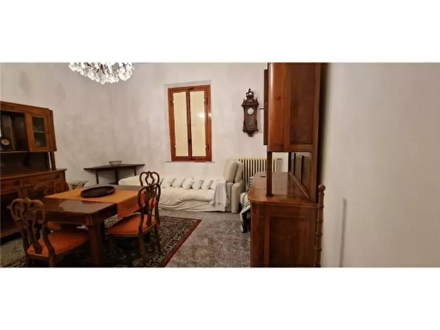 Immagine 7 di Villa in vendita  a Empoli