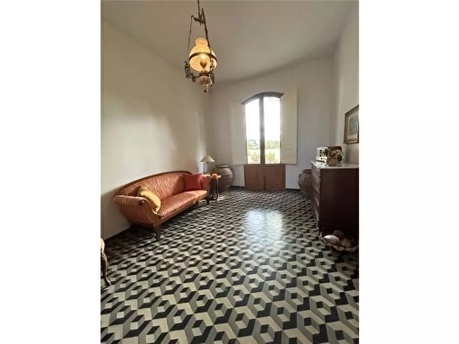 Immagine 12 di Villa in vendita  a Empoli