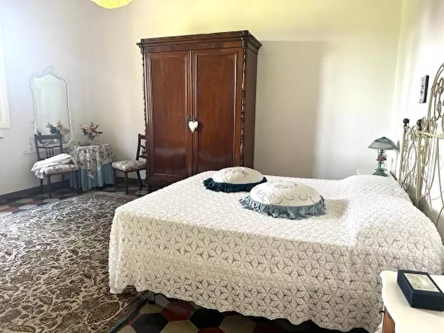 Immagine 22 di Villa in vendita  a Empoli