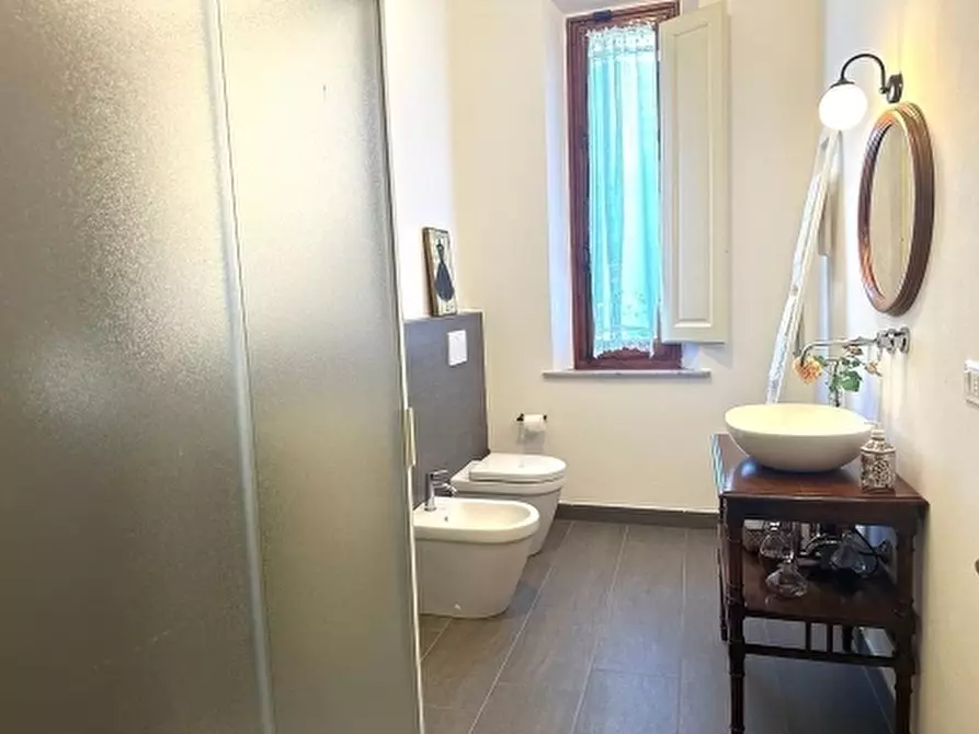 Immagine 33 di Villa in vendita  a Empoli