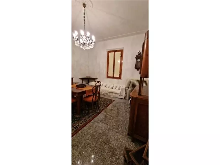 Immagine 40 di Villa in vendita  a Empoli