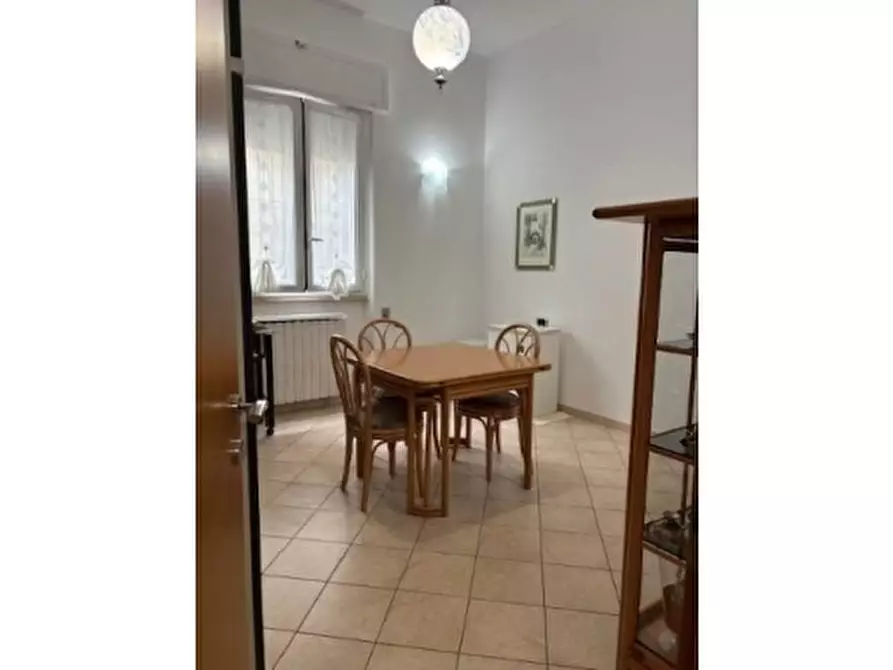 Immagine 7 di Villa in vendita  a Firenze