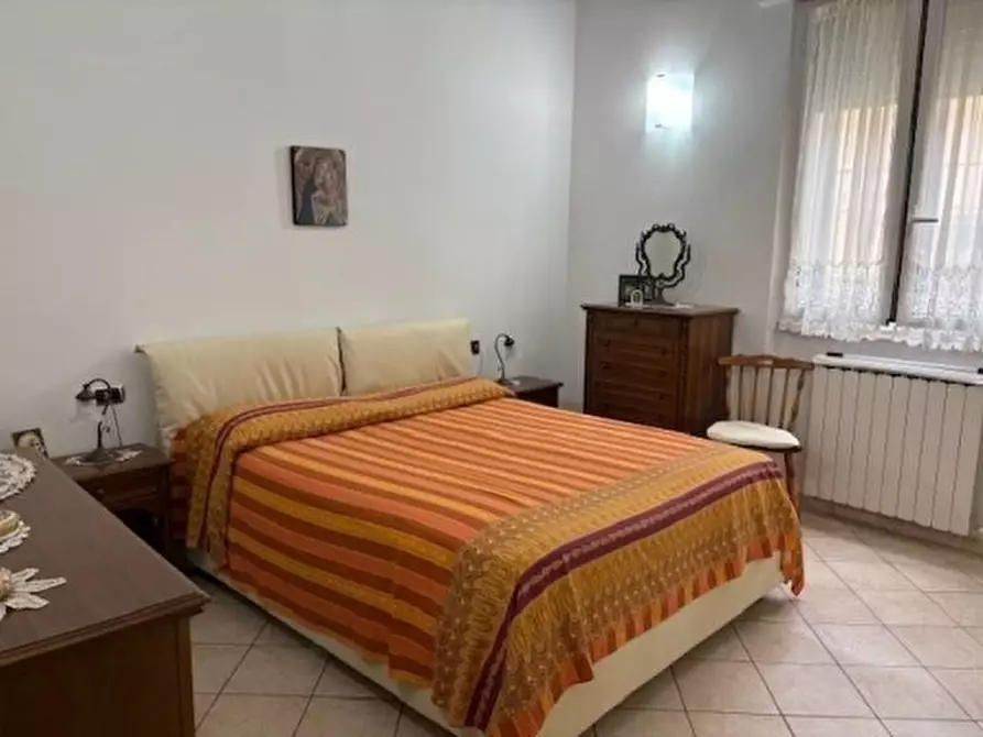 Immagine 14 di Villa in vendita  a Firenze