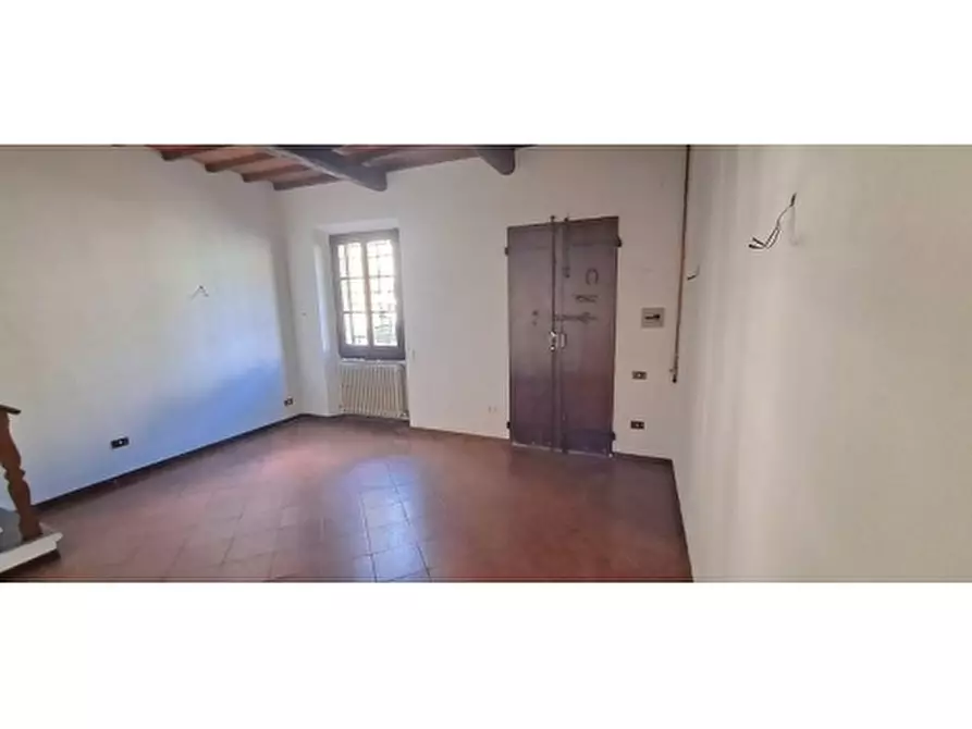 Immagine 22 di Villa in vendita  a Firenze