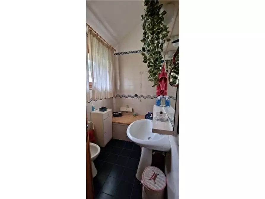 Immagine 69 di Villa in vendita  a Rosignano Marittimo