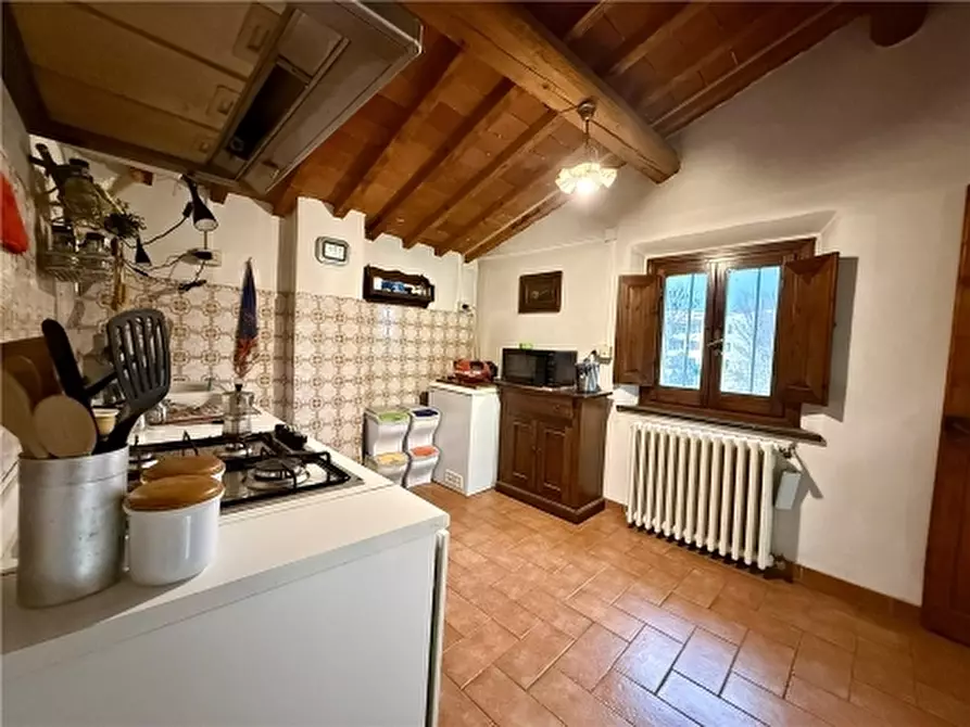 Immagine 7 di Rustico / casale in vendita  a Firenze