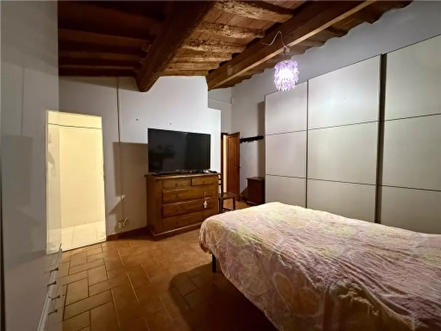 Immagine 15 di Rustico / casale in vendita  a Firenze