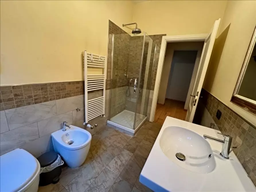 Immagine 22 di Appartamento in affitto  a Firenze