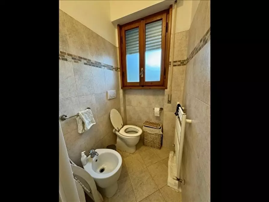 Immagine 13 di Appartamento in affitto  a Firenze